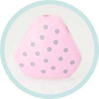 Dreieckskörper zartrosa Tupfen grau Dreieckskörper zartrosa Tupfen grau